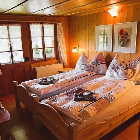 Bed & Breakfast Haus Itten Hondrich